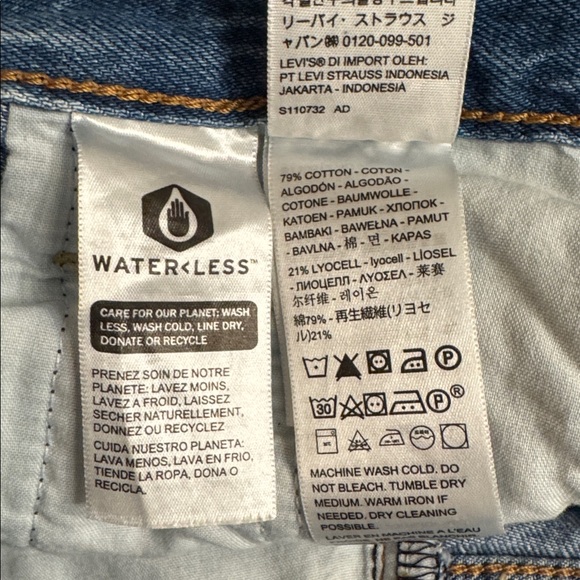 Levi’s Ribcage Straight Ankle Jeans - Picture 6 of 7